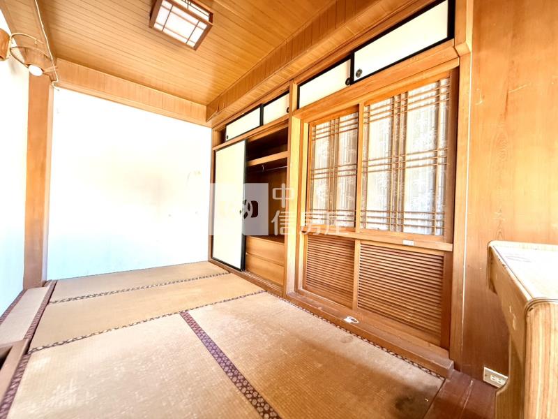 正忠孝路3+1房三面採光大公寓房屋室內格局與周邊環境