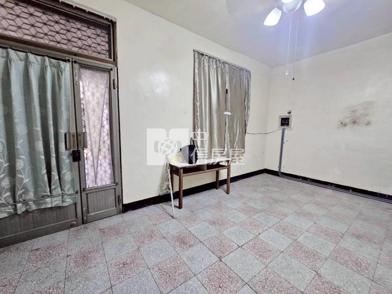 (專)善化車站旁傳統透天房屋室內格局與周邊環境