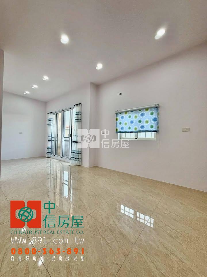 崎子頭全新整理車庫別墅房屋室內格局與周邊環境