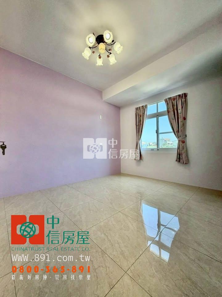 崎子頭全新整理車庫別墅房屋室內格局與周邊環境