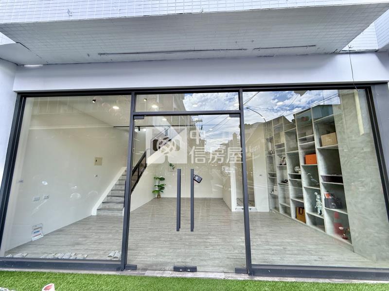 太平市場家樂福滿滿人潮|全新屋況3層樓7米大面寬 網美店面C房屋室內格局與周邊環境