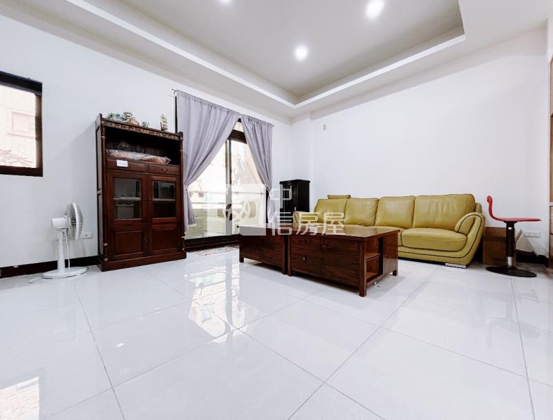 楊梅鳴暘富海雙車位別墅房屋室內格局與周邊環境