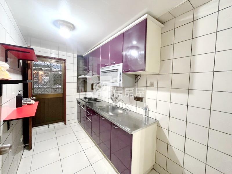 平鎮家樂福山仔頂電梯三房車房屋室內格局與周邊環境