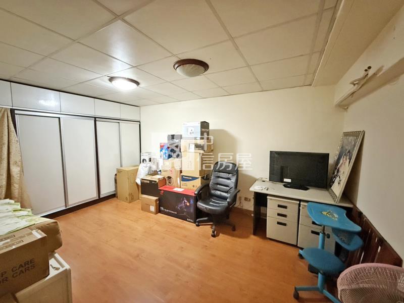 瀋陽路文心崇德捷運站金透店房屋室內格局與周邊環境