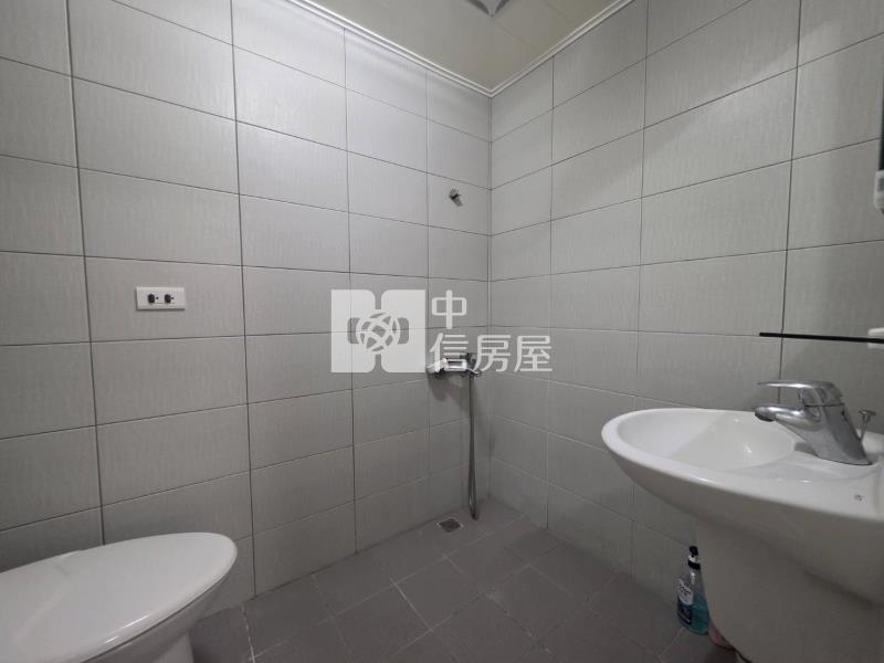 善化市心大成國小旁高景觀美三房房屋室內格局與周邊環境