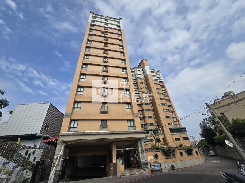 園道優閣二房車位房屋室內格局與周邊環境