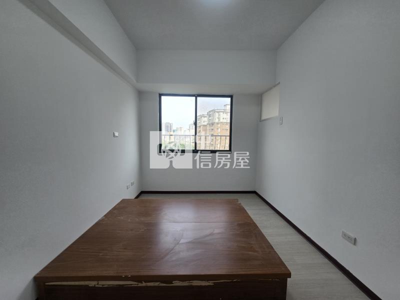 園道優閣二房車位房屋室內格局與周邊環境