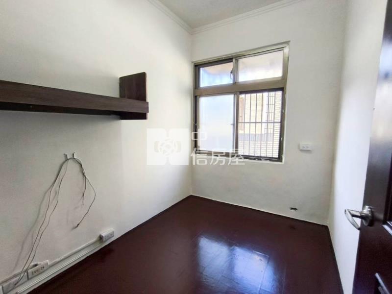 【新世紀】鄰近大崙國中透天別墅房屋室內格局與周邊環境