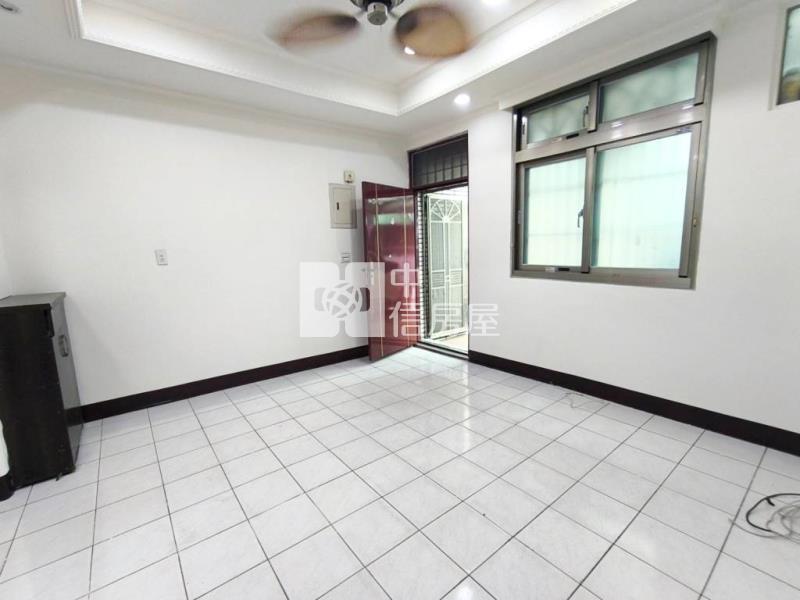 【新世紀】鄰近大崙國中透天別墅房屋室內格局與周邊環境