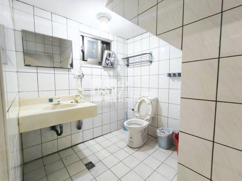 【新世紀】鄰近大崙國中透天別墅房屋室內格局與周邊環境