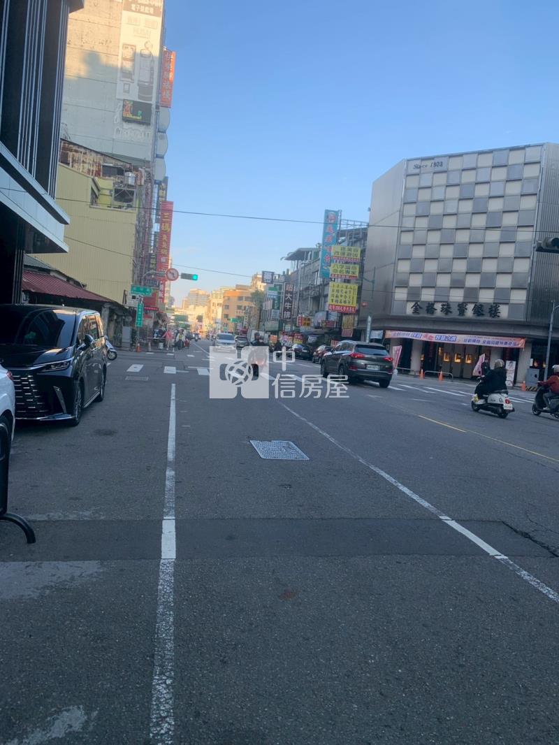 教育大學電梯採光2房房屋室內格局與周邊環境