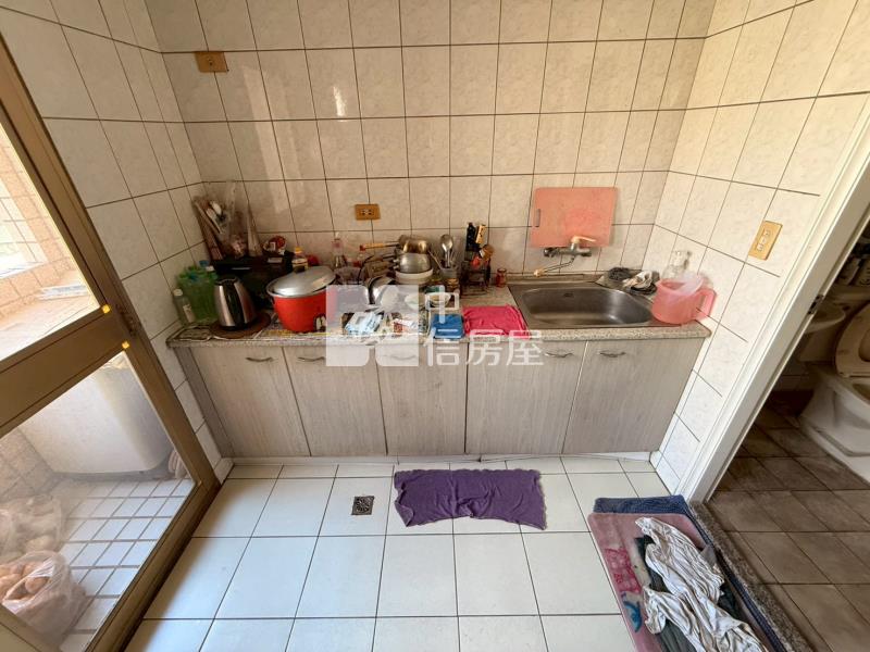 美村商圈低總價1房1廳華廈房屋室內格局與周邊環境