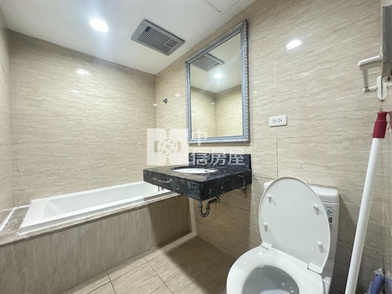 慈文國中.藝文特區旁紐約大時代三房車房屋室內格局與周邊環境