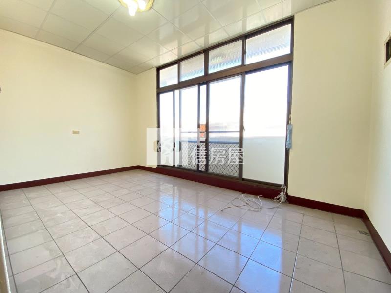 塗城商圈低總價孝親活路美透天房屋室內格局與周邊環境