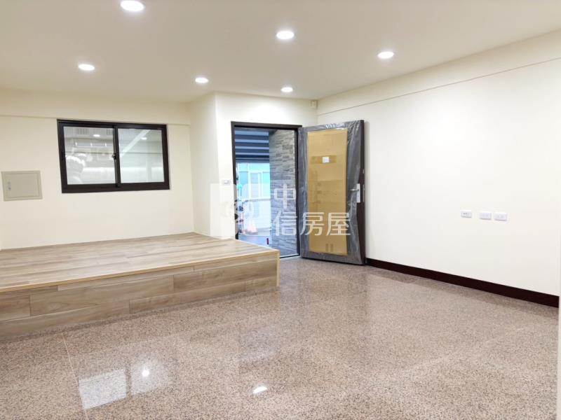 【新世紀】中原商圈3+1房前院停車房屋室內格局與周邊環境