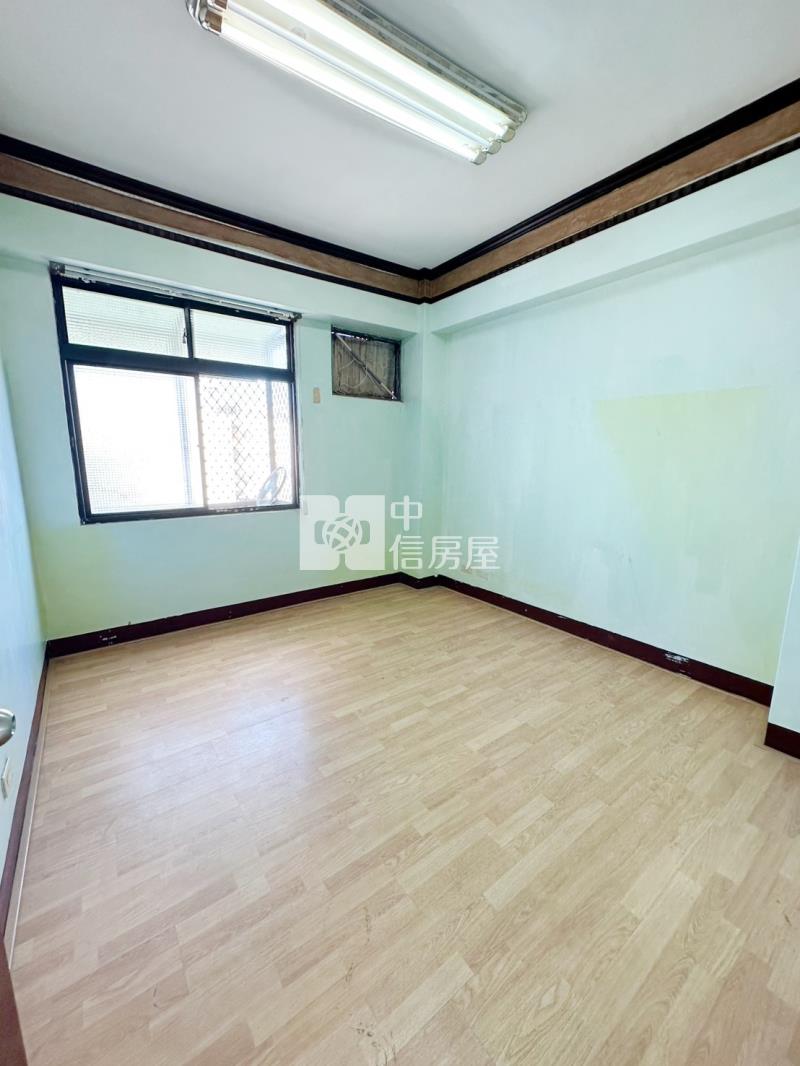 近內壢後站華勛商圈電梯美三房房屋室內格局與周邊環境