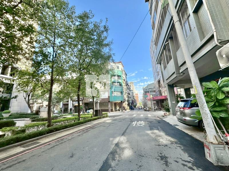 台中科大精密園區可停3車｜1樓＋2樓住店合一 ｜出價談房屋室內格局與周邊環境