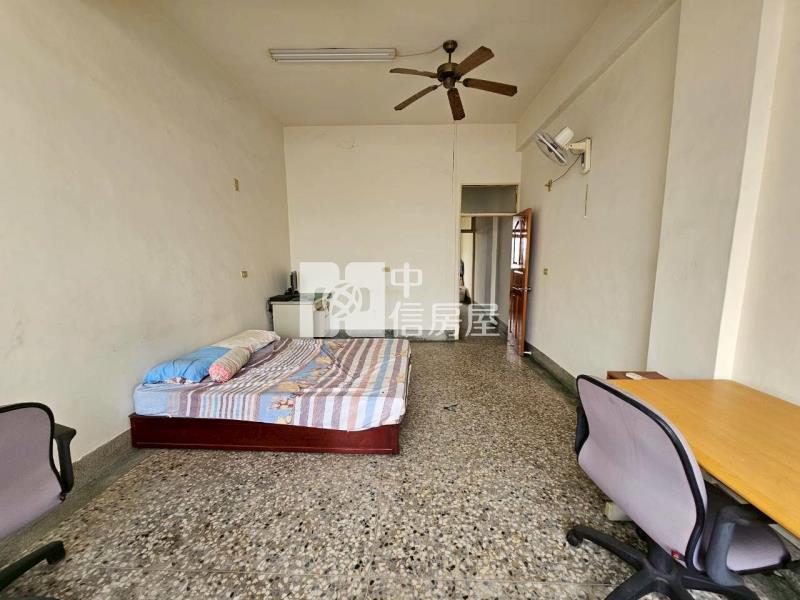 頂六星巴克店面房屋室內格局與周邊環境