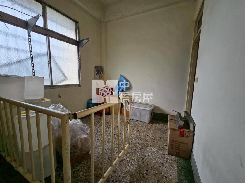 頂六星巴克店面房屋室內格局與周邊環境