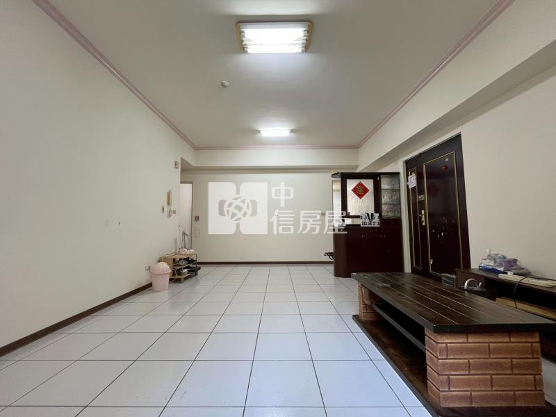 三采市政天地低總價採光大三房房屋室內格局與周邊環境