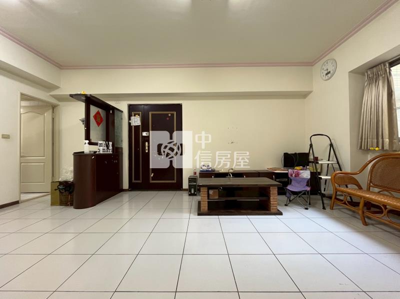 三采市政天地低總價採光大三房房屋室內格局與周邊環境