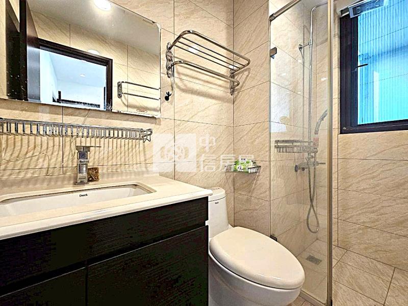 水湳經貿三房平車房屋室內格局與周邊環境