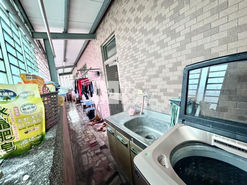 黎明商圈獨棟大地坪透天房屋室內格局與周邊環境