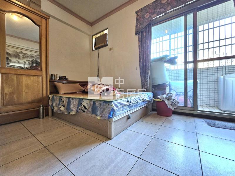 長億玫瑰園車庫別墅房屋室內格局與周邊環境