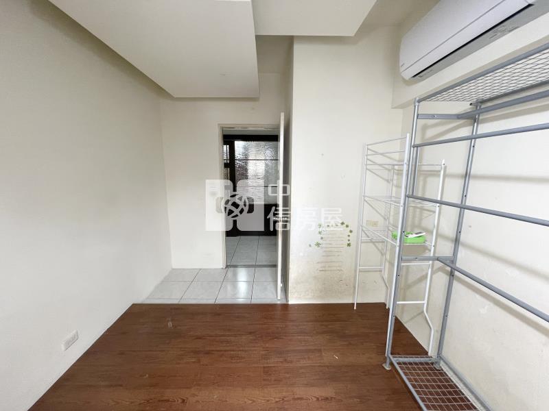 美村新皇家三房平車房屋室內格局與周邊環境