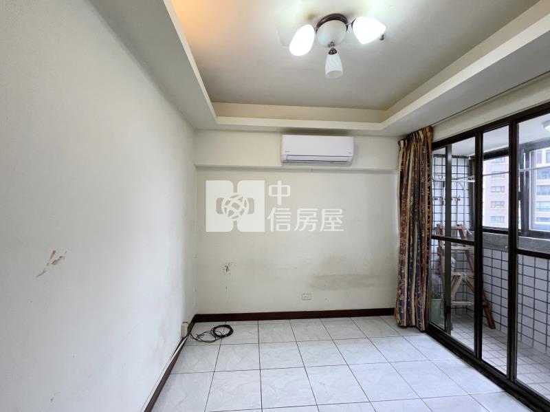 美村新皇家三房平車房屋室內格局與周邊環境