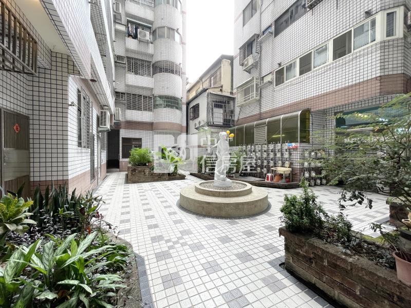 美村新皇家三房平車房屋室內格局與周邊環境