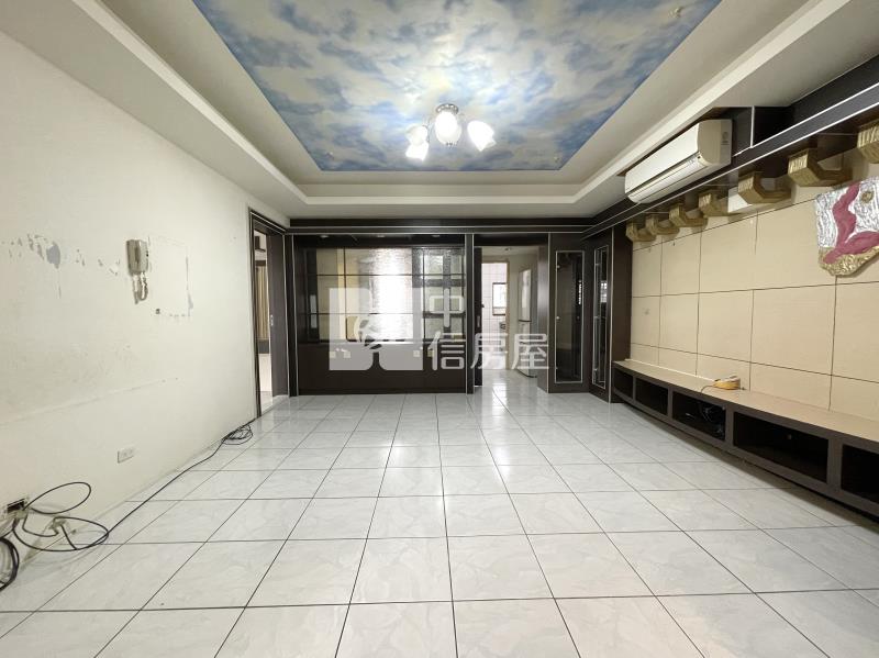 美村新皇家三房平車房屋室內格局與周邊環境