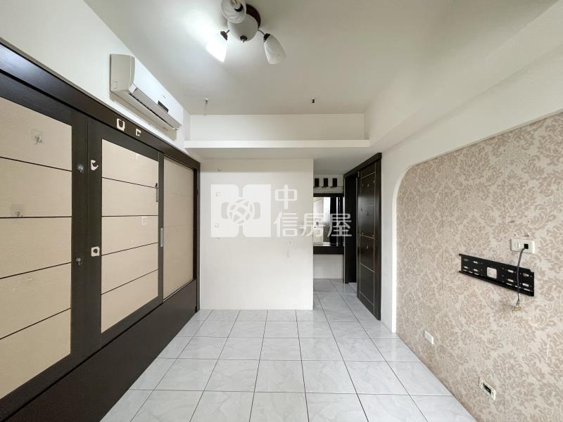 美村新皇家三房平車房屋室內格局與周邊環境