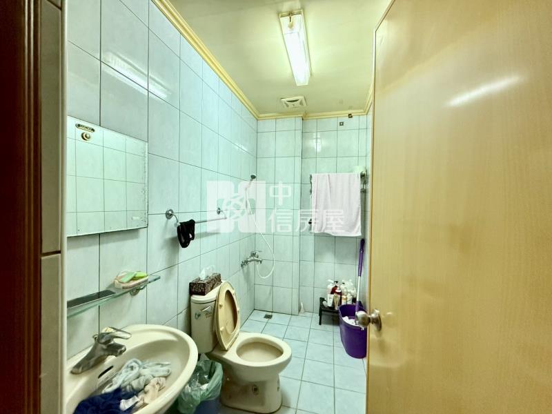 獨家!中山路僑忠國小旁黃金電梯住店房屋室內格局與周邊環境