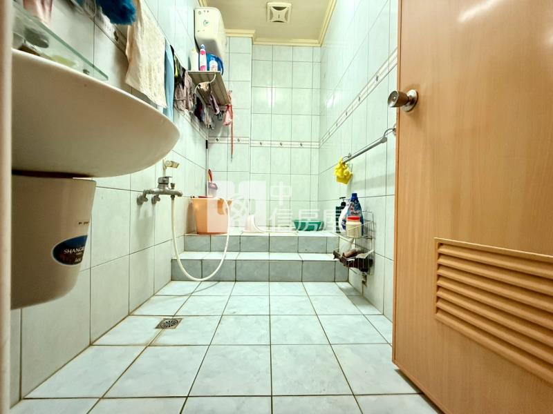 獨家!中山路僑忠國小旁黃金電梯住店房屋室內格局與周邊環境