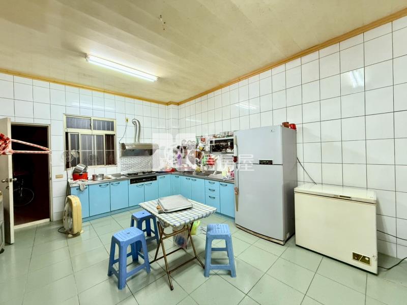 獨家!中山路僑忠國小旁黃金電梯住店房屋室內格局與周邊環境