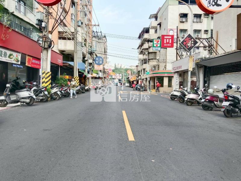 文山特區華廈溫馨三房房屋室內格局與周邊環境