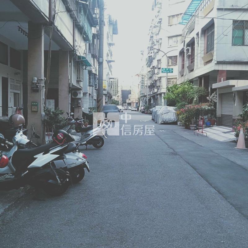 小港國際花市翻新1樓+夾公寓房屋室內格局與周邊環境