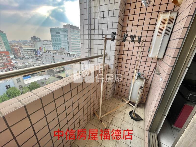 新光三越車位3房房屋室內格局與周邊環境