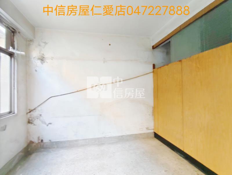 泰和騎樓停車透天房屋室內格局與周邊環境