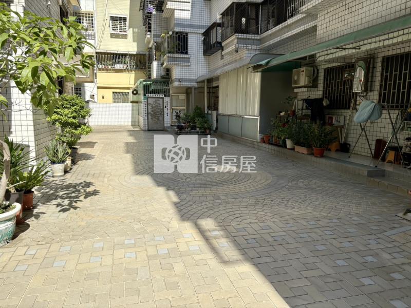 市政大空間四房平車暖心華廈房屋室內格局與周邊環境