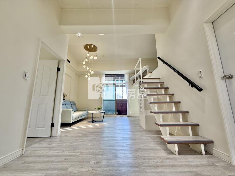 精誠大業商圈精美3房+閣樓平車美屋房屋室內格局與周邊環境