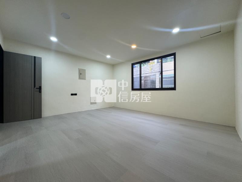 「專任」東安雙學區四房美透天房屋室內格局與周邊環境