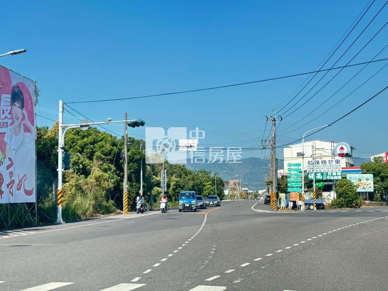 楠西區正路面乙種工業地房屋室內格局與周邊環境