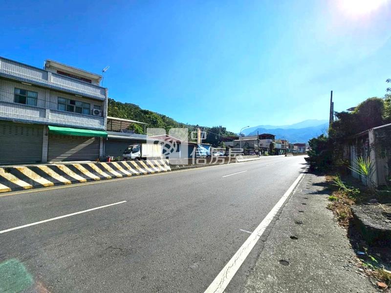 國姓臨路20米大地坪角地房屋室內格局與周邊環境