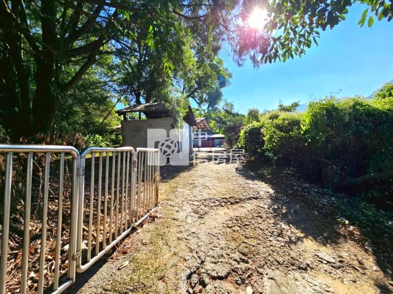 國姓臨路20米大地坪角地房屋室內格局與周邊環境