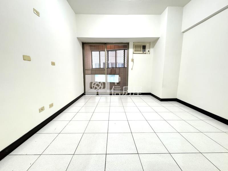 新中元年大3房雙車位房屋室內格局與周邊環境