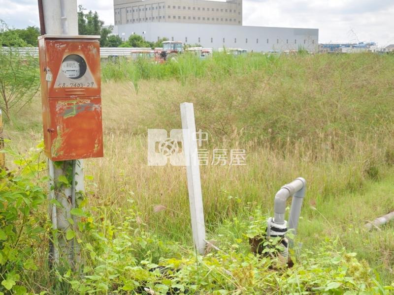 西港中洲一分有水有電美農地房屋室內格局與周邊環境