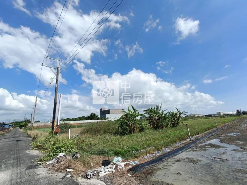 西港中洲一分有水有電美農地房屋室內格局與周邊環境