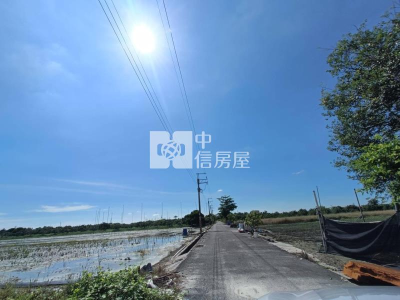 西港中洲一分有水有電美農地房屋室內格局與周邊環境